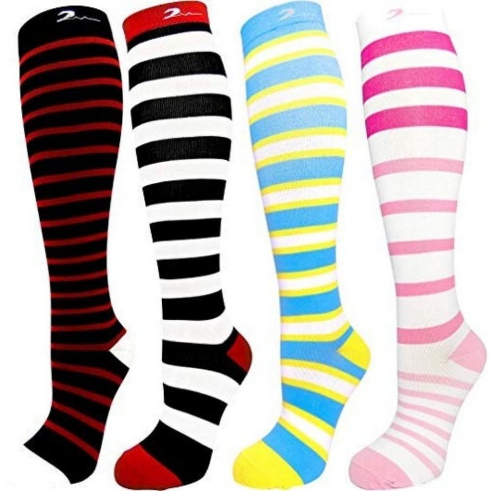 4 Pair Extra Soft, Colorful Moderate Graduated Com